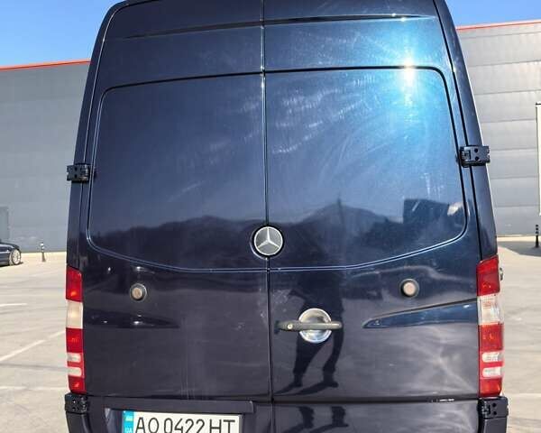 Синий Мерседес Sprinter, объемом двигателя 2.99 л и пробегом 566 тыс. км за 21500 $, фото 9 на Automoto.ua