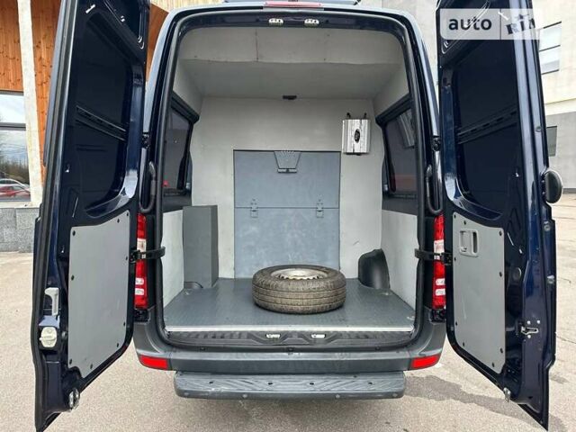 Синій Мерседес Sprinter, об'ємом двигуна 2.99 л та пробігом 38 тис. км за 49000 $, фото 9 на Automoto.ua