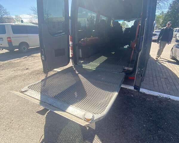 Синий Мерседес Sprinter, объемом двигателя 1.8 л и пробегом 250 тыс. км за 16200 $, фото 4 на Automoto.ua