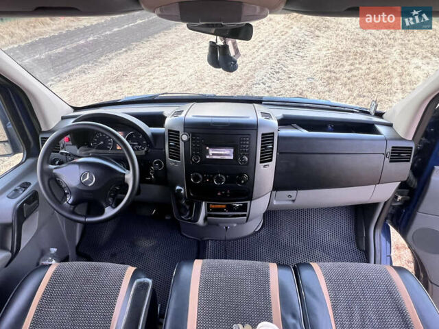 Синій Мерседес Sprinter, об'ємом двигуна 3 л та пробігом 200 тис. км за 45000 $, фото 6 на Automoto.ua
