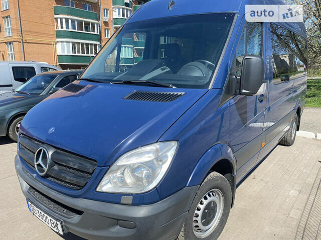 Синий Мерседес Sprinter, объемом двигателя 1.8 л и пробегом 250 тыс. км за 16200 $, фото 1 на Automoto.ua
