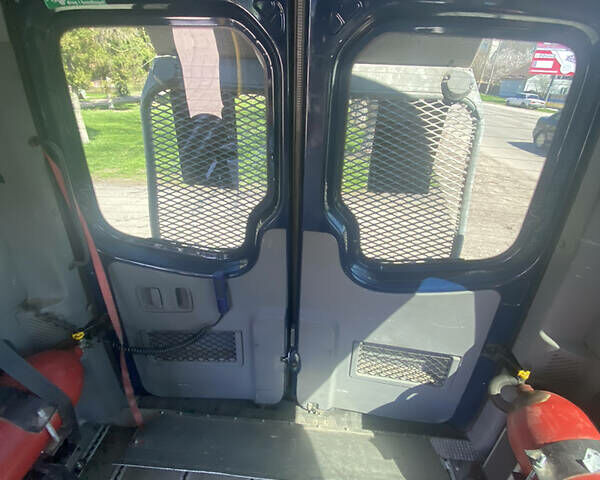 Синий Мерседес Sprinter, объемом двигателя 1.8 л и пробегом 250 тыс. км за 16200 $, фото 9 на Automoto.ua