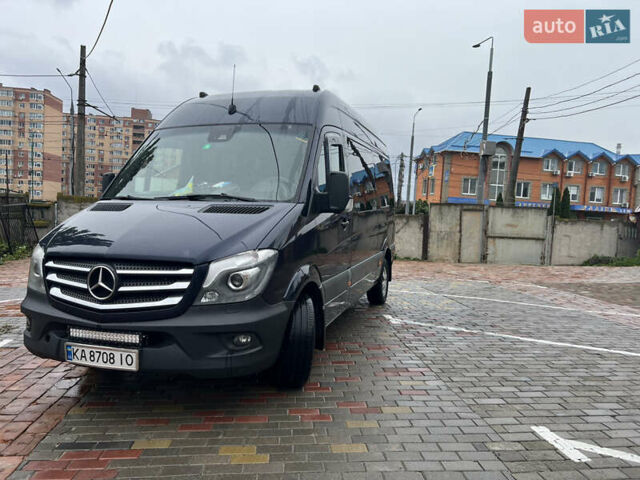 Синий Мерседес Sprinter, объемом двигателя 2.14 л и пробегом 790 тыс. км за 17800 $, фото 3 на Automoto.ua