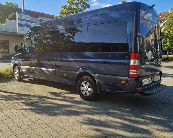 Синий Мерседес Sprinter, объемом двигателя 2.1 л и пробегом 540 тыс. км за 24000 $, фото 9 на Automoto.ua