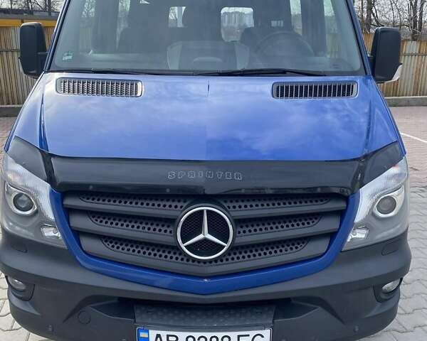 Синий Мерседес Sprinter, объемом двигателя 2.14 л и пробегом 383 тыс. км за 17500 $, фото 4 на Automoto.ua