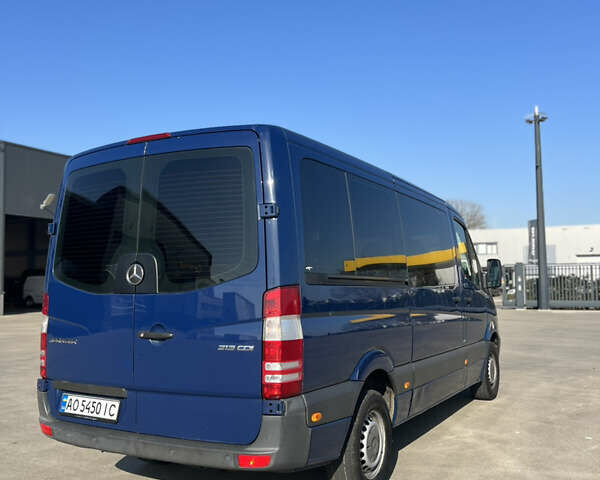 Синий Мерседес Sprinter, объемом двигателя 2.2 л и пробегом 341 тыс. км за 22500 $, фото 3 на Automoto.ua