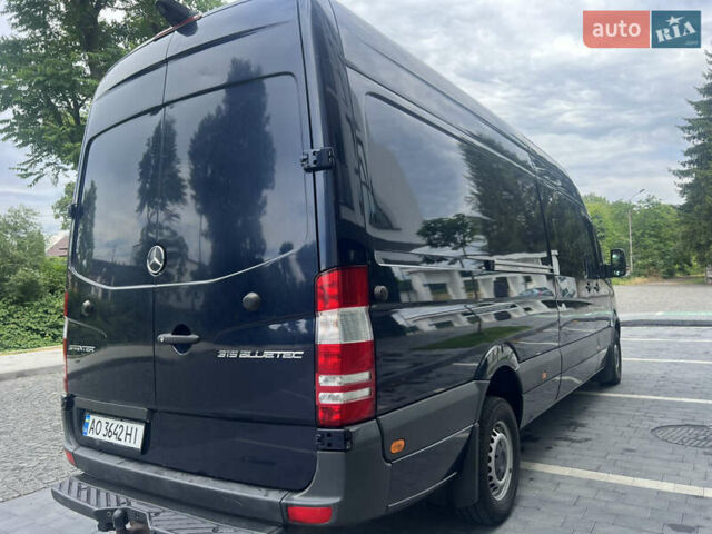 Синий Мерседес Sprinter, объемом двигателя 3 л и пробегом 450 тыс. км за 26499 $, фото 23 на Automoto.ua