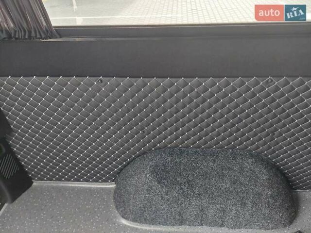 Синій Мерседес Sprinter, об'ємом двигуна 2.15 л та пробігом 295 тис. км за 21500 $, фото 42 на Automoto.ua