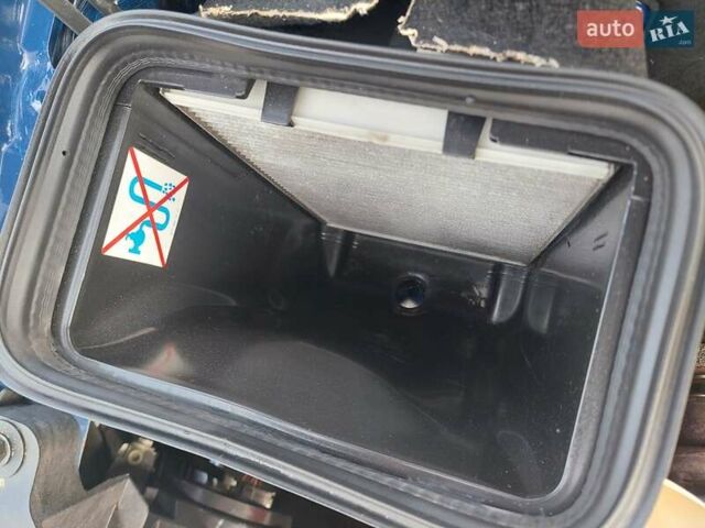 Синій Мерседес Sprinter, об'ємом двигуна 2.15 л та пробігом 295 тис. км за 21500 $, фото 28 на Automoto.ua