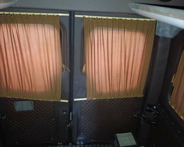 Синій Мерседес Sprinter, об'ємом двигуна 2.69 л та пробігом 400 тис. км за 19000 $, фото 23 на Automoto.ua