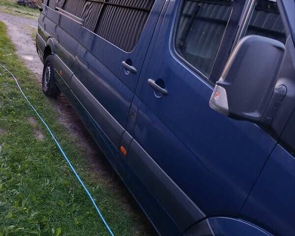 Синій Мерседес Sprinter, об'ємом двигуна 2.69 л та пробігом 400 тис. км за 19000 $, фото 6 на Automoto.ua