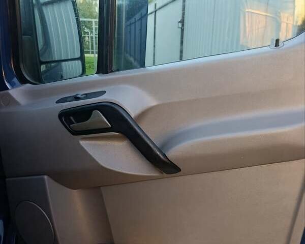 Синій Мерседес Sprinter, об'ємом двигуна 2.69 л та пробігом 400 тис. км за 19000 $, фото 39 на Automoto.ua