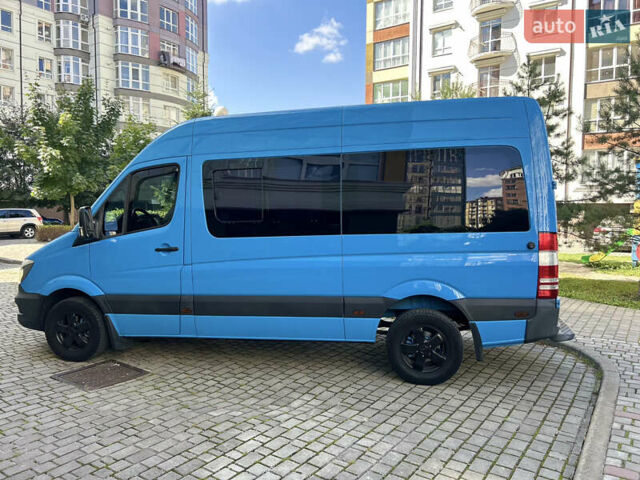 Синій Мерседес Sprinter, об'ємом двигуна 2.14 л та пробігом 303 тис. км за 23020 $, фото 9 на Automoto.ua
