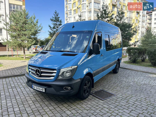 Синій Мерседес Sprinter, об'ємом двигуна 2.14 л та пробігом 303 тис. км за 23020 $, фото 1 на Automoto.ua