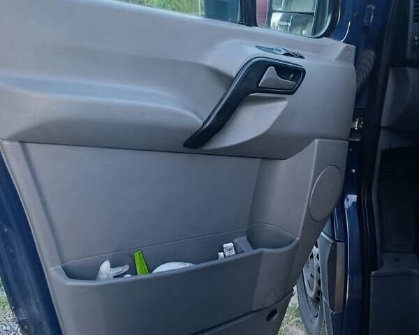 Синій Мерседес Sprinter, об'ємом двигуна 2.69 л та пробігом 400 тис. км за 19000 $, фото 35 на Automoto.ua