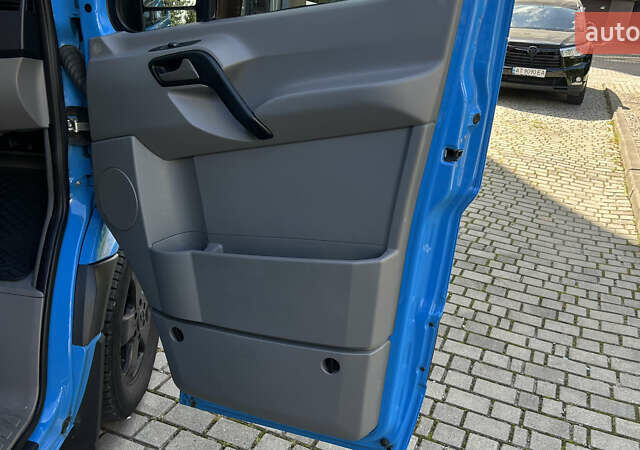 Синій Мерседес Sprinter, об'ємом двигуна 2.14 л та пробігом 303 тис. км за 23020 $, фото 40 на Automoto.ua