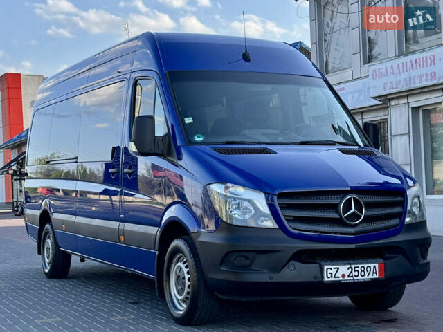 Синий Мерседес Sprinter, объемом двигателя 2.2 л и пробегом 200 тыс. км за 28500 $, фото 1 на Automoto.ua