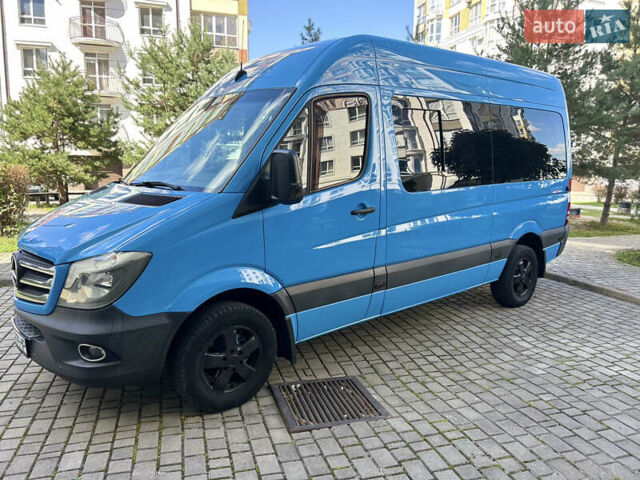 Синій Мерседес Sprinter, об'ємом двигуна 2.14 л та пробігом 303 тис. км за 23020 $, фото 6 на Automoto.ua
