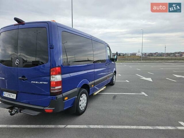 Синий Мерседес Sprinter, объемом двигателя 2.1 л и пробегом 505 тыс. км за 22000 $, фото 3 на Automoto.ua