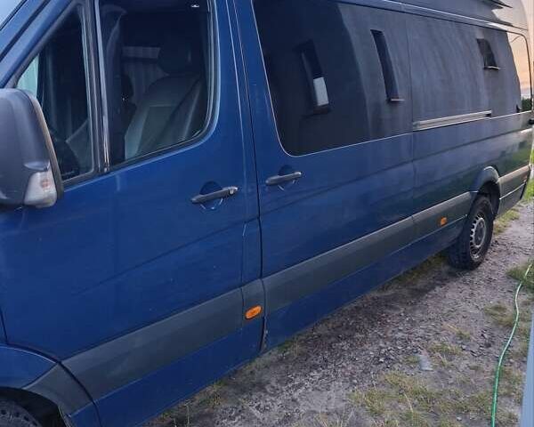 Синій Мерседес Sprinter, об'ємом двигуна 2.69 л та пробігом 400 тис. км за 19000 $, фото 30 на Automoto.ua