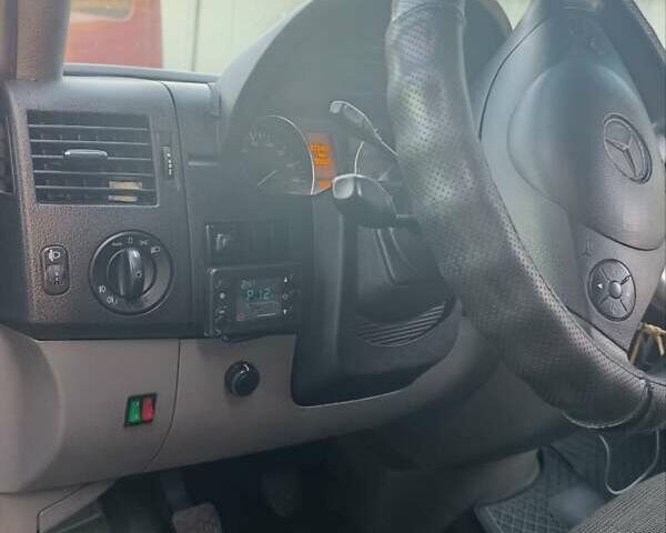Синій Мерседес Sprinter, об'ємом двигуна 2.69 л та пробігом 400 тис. км за 19000 $, фото 2 на Automoto.ua