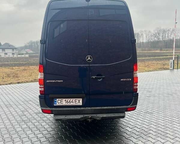Синий Мерседес Sprinter, объемом двигателя 2.1 л и пробегом 329 тыс. км за 41285 $, фото 5 на Automoto.ua