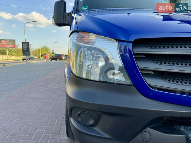 Синий Мерседес Sprinter, объемом двигателя 2.2 л и пробегом 200 тыс. км за 28500 $, фото 29 на Automoto.ua