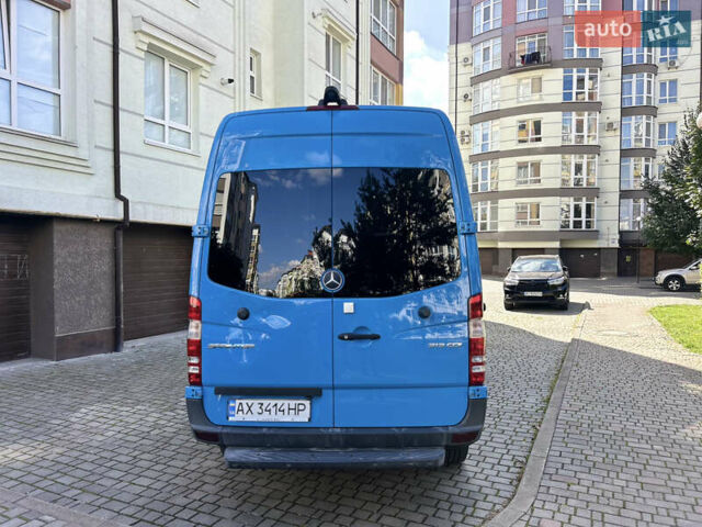 Синій Мерседес Sprinter, об'ємом двигуна 2.14 л та пробігом 303 тис. км за 23020 $, фото 24 на Automoto.ua