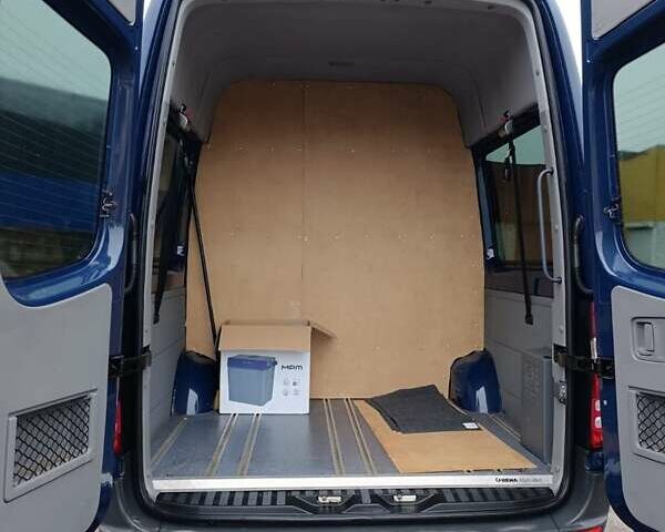 Синий Мерседес Sprinter, объемом двигателя 2.14 л и пробегом 239 тыс. км за 35000 $, фото 25 на Automoto.ua