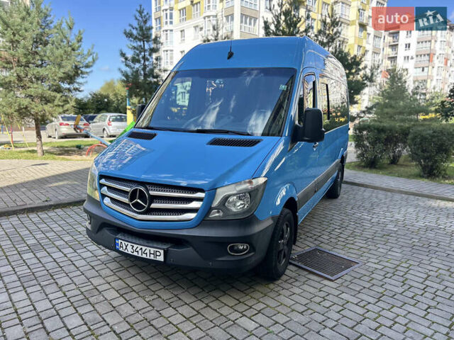 Синій Мерседес Sprinter, об'ємом двигуна 2.14 л та пробігом 303 тис. км за 23020 $, фото 2 на Automoto.ua