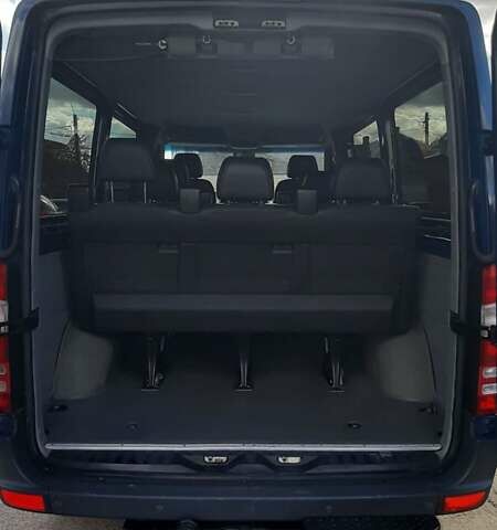 Синий Мерседес Sprinter, объемом двигателя 0 л и пробегом 304 тыс. км за 23500 $, фото 1 на Automoto.ua