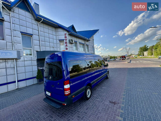 Синий Мерседес Sprinter, объемом двигателя 2.2 л и пробегом 200 тыс. км за 28500 $, фото 14 на Automoto.ua