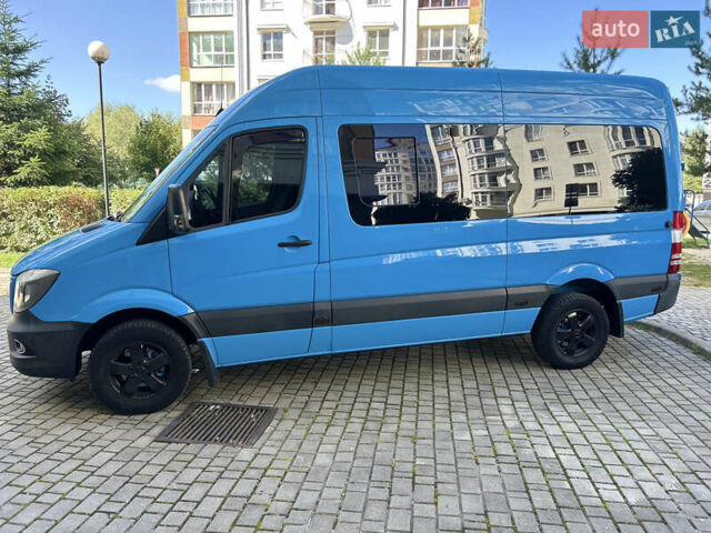 Синій Мерседес Sprinter, об'ємом двигуна 2.14 л та пробігом 303 тис. км за 23020 $, фото 7 на Automoto.ua