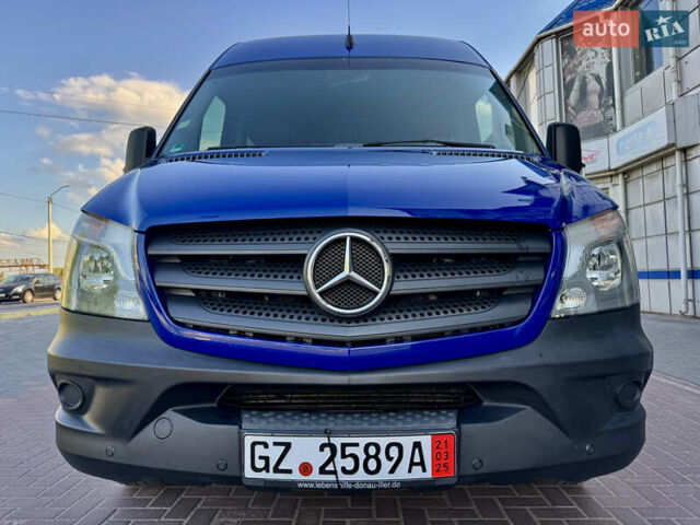 Синий Мерседес Sprinter, объемом двигателя 2.2 л и пробегом 200 тыс. км за 28500 $, фото 5 на Automoto.ua