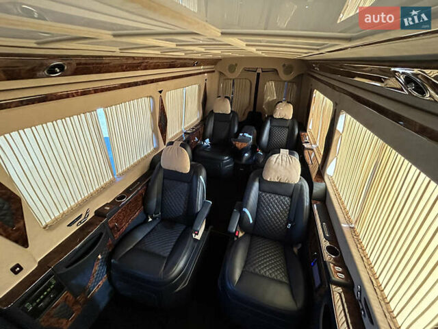 Синий Мерседес Sprinter, объемом двигателя 2.99 л и пробегом 41 тыс. км за 90000 $, фото 30 на Automoto.ua