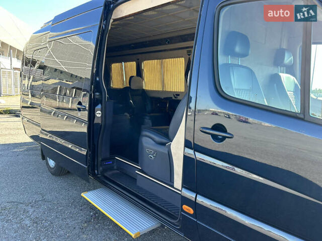 Синий Мерседес Sprinter, объемом двигателя 2.99 л и пробегом 41 тыс. км за 90000 $, фото 9 на Automoto.ua