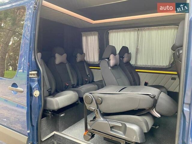 Синий Мерседес Sprinter, объемом двигателя 3 л и пробегом 304 тыс. км за 34313 $, фото 19 на Automoto.ua