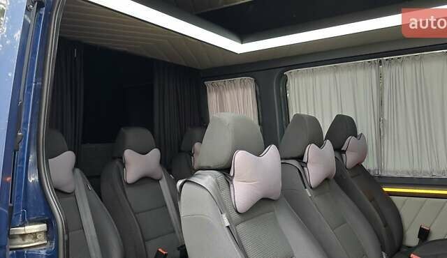 Синий Мерседес Sprinter, объемом двигателя 3 л и пробегом 304 тыс. км за 34313 $, фото 13 на Automoto.ua