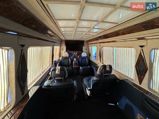 Синий Мерседес Sprinter, объемом двигателя 2.99 л и пробегом 41 тыс. км за 90000 $, фото 33 на Automoto.ua