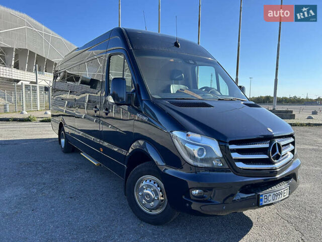 Синий Мерседес Sprinter, объемом двигателя 2.99 л и пробегом 41 тыс. км за 90000 $, фото 6 на Automoto.ua