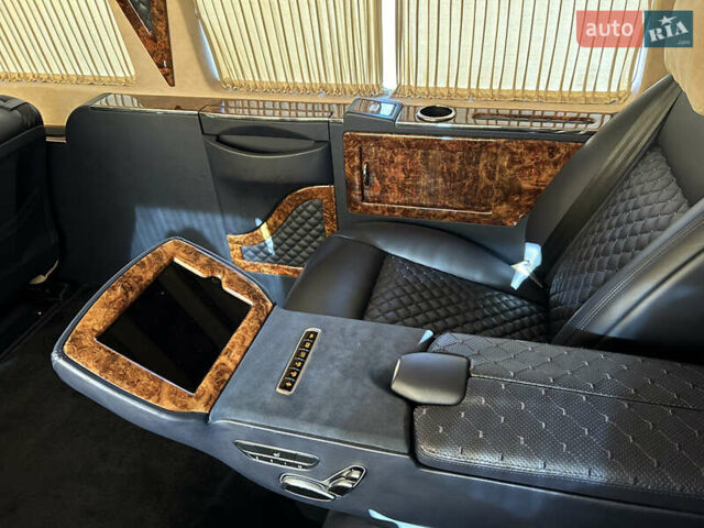 Синий Мерседес Sprinter, объемом двигателя 2.99 л и пробегом 41 тыс. км за 90000 $, фото 32 на Automoto.ua