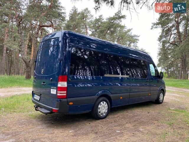 Синий Мерседес Sprinter, объемом двигателя 3 л и пробегом 304 тыс. км за 34313 $, фото 4 на Automoto.ua