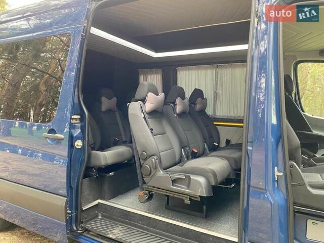 Синий Мерседес Sprinter, объемом двигателя 3 л и пробегом 304 тыс. км за 34313 $, фото 11 на Automoto.ua