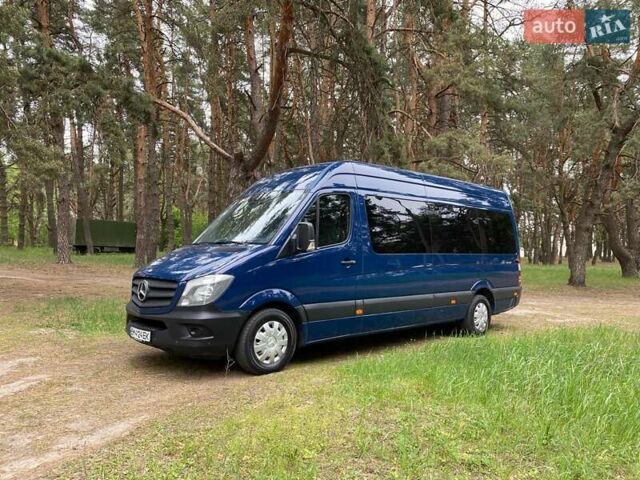 Синий Мерседес Sprinter, объемом двигателя 3 л и пробегом 304 тыс. км за 34313 $, фото 6 на Automoto.ua