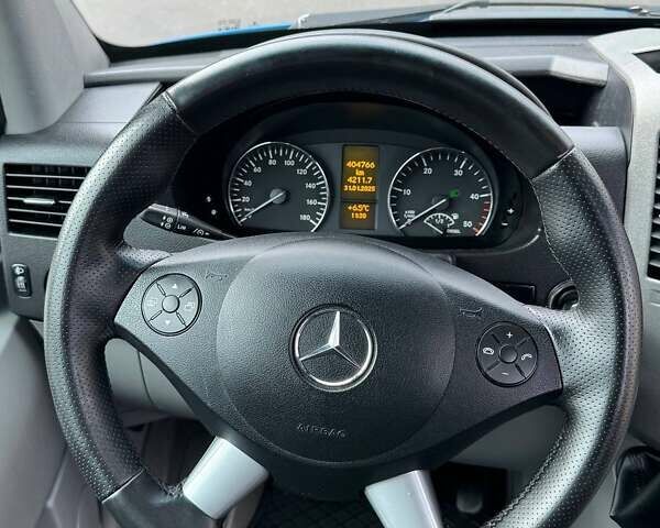 Синий Мерседес Sprinter, объемом двигателя 2.14 л и пробегом 404 тыс. км за 22995 $, фото 31 на Automoto.ua