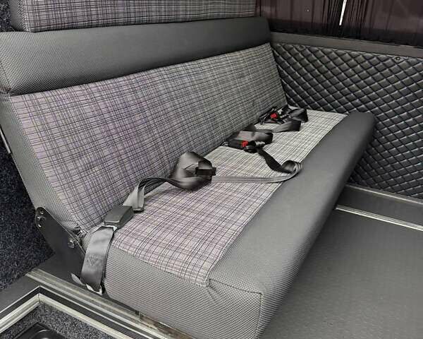 Синий Мерседес Sprinter, объемом двигателя 2.14 л и пробегом 404 тыс. км за 22995 $, фото 34 на Automoto.ua