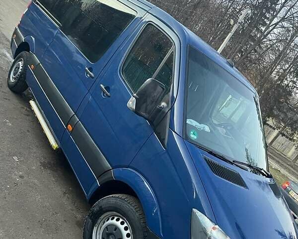 Синий Мерседес Sprinter, объемом двигателя 2.1 л и пробегом 340 тыс. км за 25500 $, фото 5 на Automoto.ua