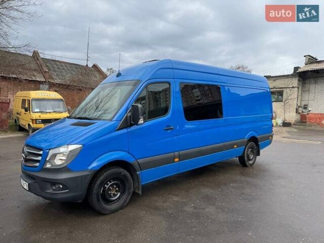 Синий Мерседес Sprinter, объемом двигателя 2.14 л и пробегом 404 тыс. км за 22995 $, фото 7 на Automoto.ua