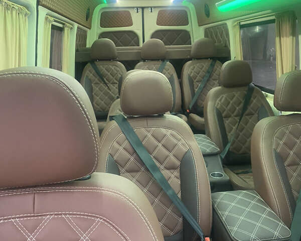 Мерседес Sprinter 2017 у Камінь-Каширський на Automoto.ua Синій Мерседес Sprinter, об'ємом двигуна 2.14 л та пробігом 340 тис. км за 29500 $, фото 2 на Automoto.ua