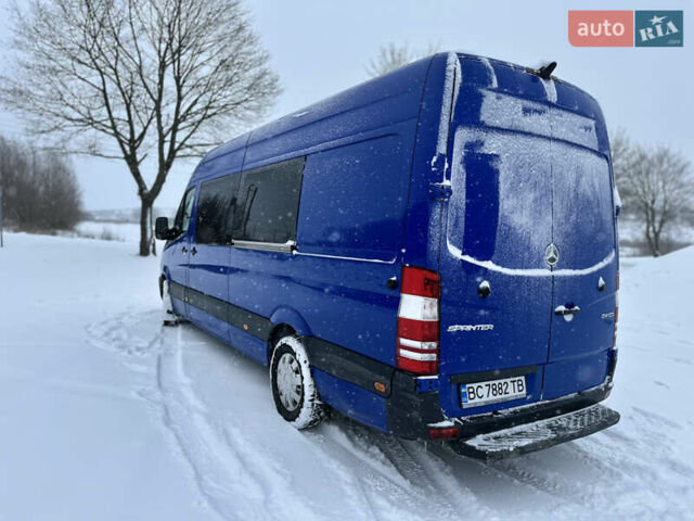 Синий Мерседес Sprinter, объемом двигателя 2.14 л и пробегом 465 тыс. км за 23900 $, фото 5 на Automoto.ua